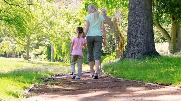 755528852-shorts-walking-away-back-daughter